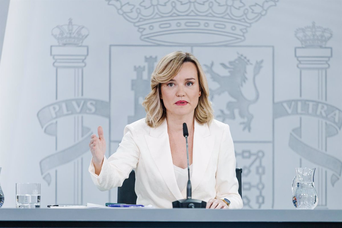 El Gobierno critica a Feijóo por no exigir la renuncia de Mazón tras el impactante informe sobre la dana