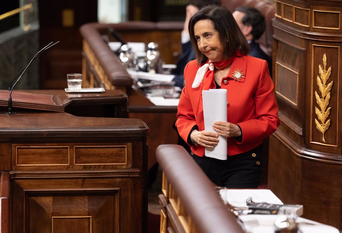 El PP Advierte: Aumentar el Gasto Militar sin Presupuestos ni Votos es un Fraude de Ley, Mientras Robles Destaca las Inversiones