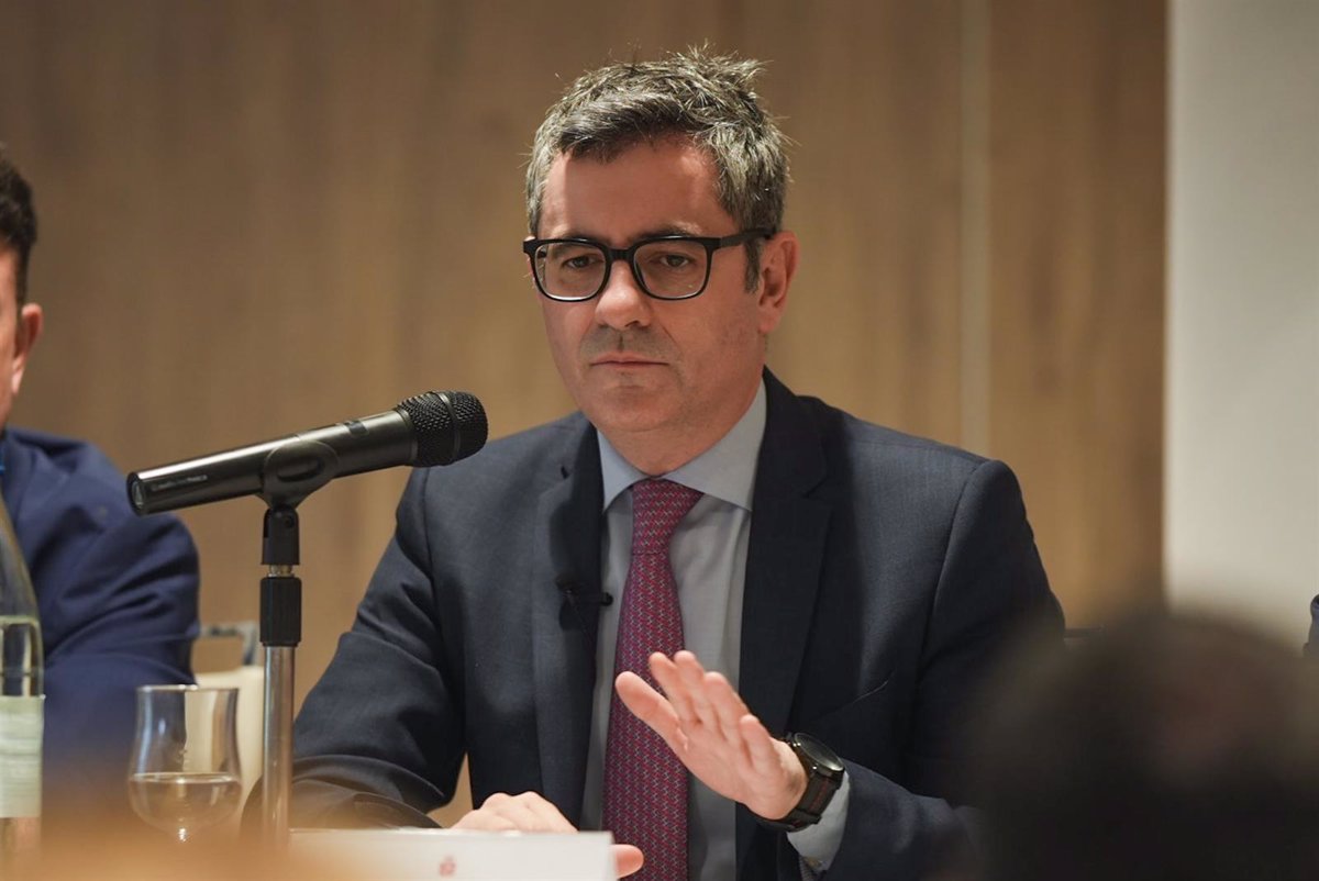 El juez Peinado desestima la solicitud de Bolaños para testificar por escrito en el 'caso Begoña Gómez'