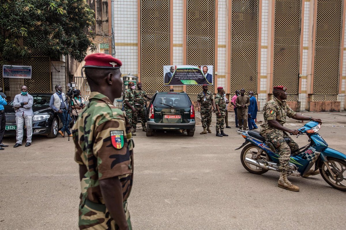 El presidente de Guinea otorga indulto por razones de salud al exlíder militar Musa Dadis Camara