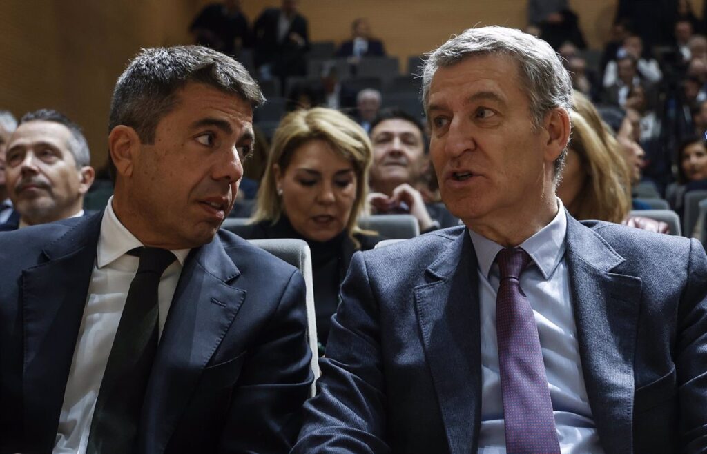 Génova Aplaza Congreso del PPCV para Evitar Debate sobre Continuidad de Mazón en 2023