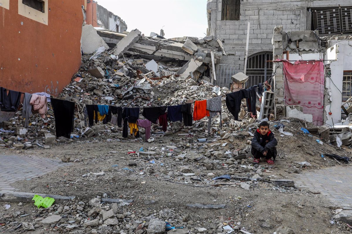 Hamás Advierte: Cualquier 'Desvío' del Acuerdo de Alto el Fuego en Gaza Lleva de Nuevo a la Casilla de Salida