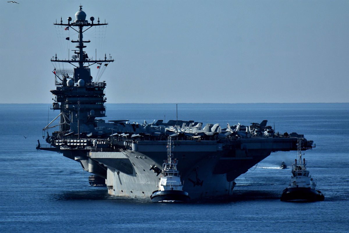 Hutíes Lanzan Contraataque contra el Portaaviones 'USS Harry S. Truman' en Respuesta a Bombardeos de EE. UU.