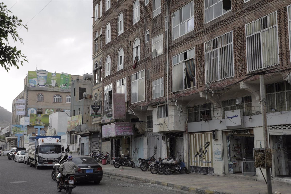 Hutíes denuncian ataques estadounidenses en Yemen: últimas noticias y análisis
