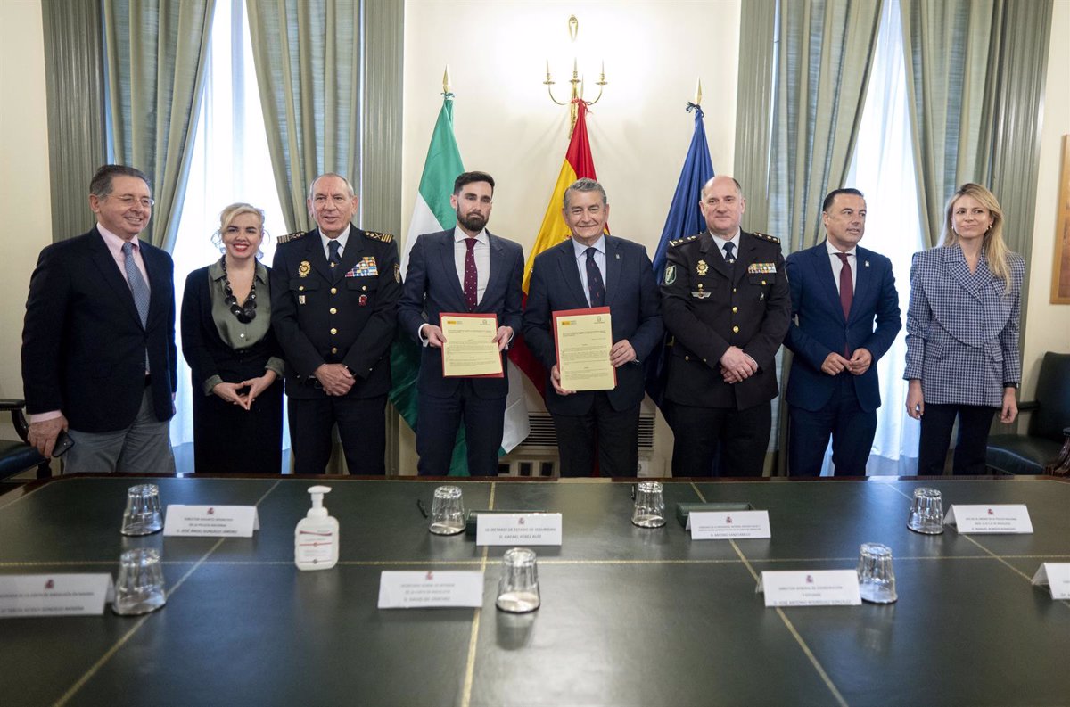Interior firma convenio de Policía Adscrita con Andalucía y negocia nuevos acuerdos con Galicia, Aragón y Valencia