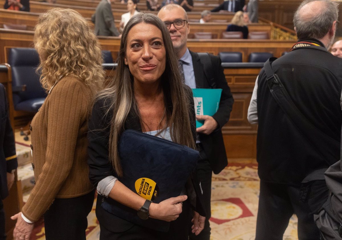 Junts exige a Sánchez que la Fiscalía investigue a los 'mafiosos' del PP en la 'Operación Cataluña'