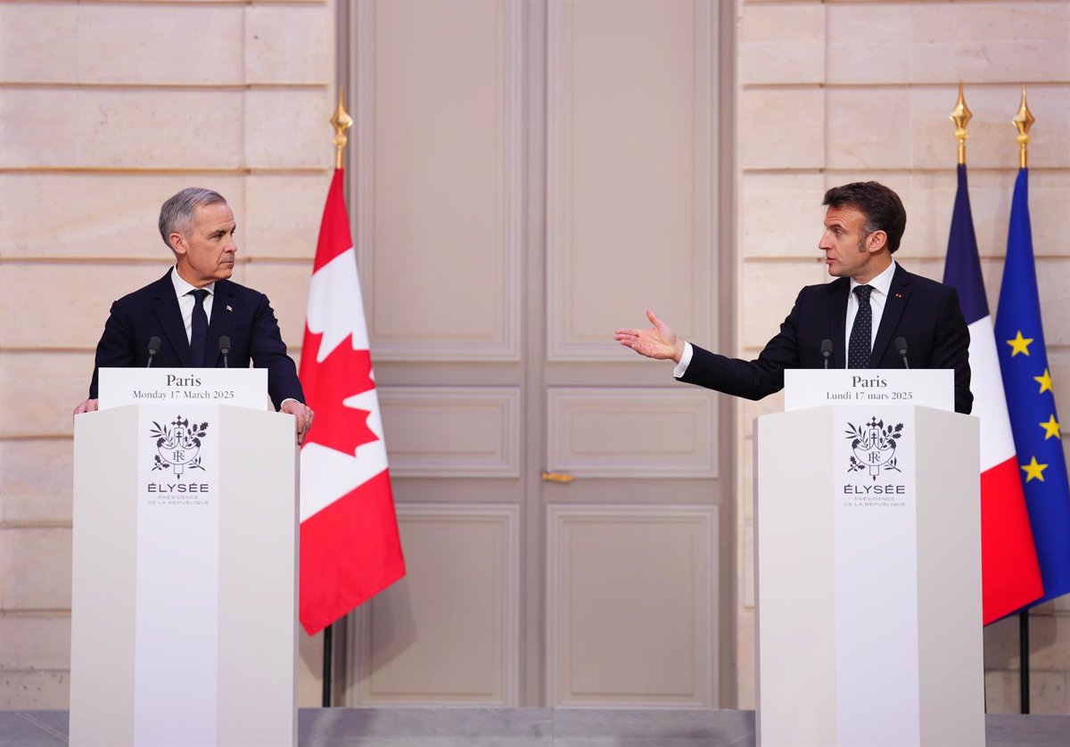 Macron califica a Francia y Canadá como 'potencias pacíficas' que buscan 'compromisos claros' de Rusia