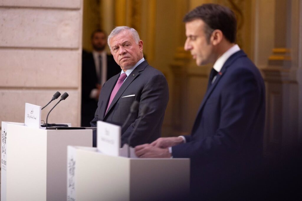 Macron califica los bombardeos de Israel en Gaza como un 'dramático retroceso' y exige el cese inmediato de los ataques