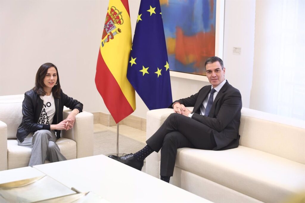 Podemos Reitera Su Oposición a Aumentar el Gasto en Defensa y Describe la Legislatura como 'Crítica' ante Sánchez