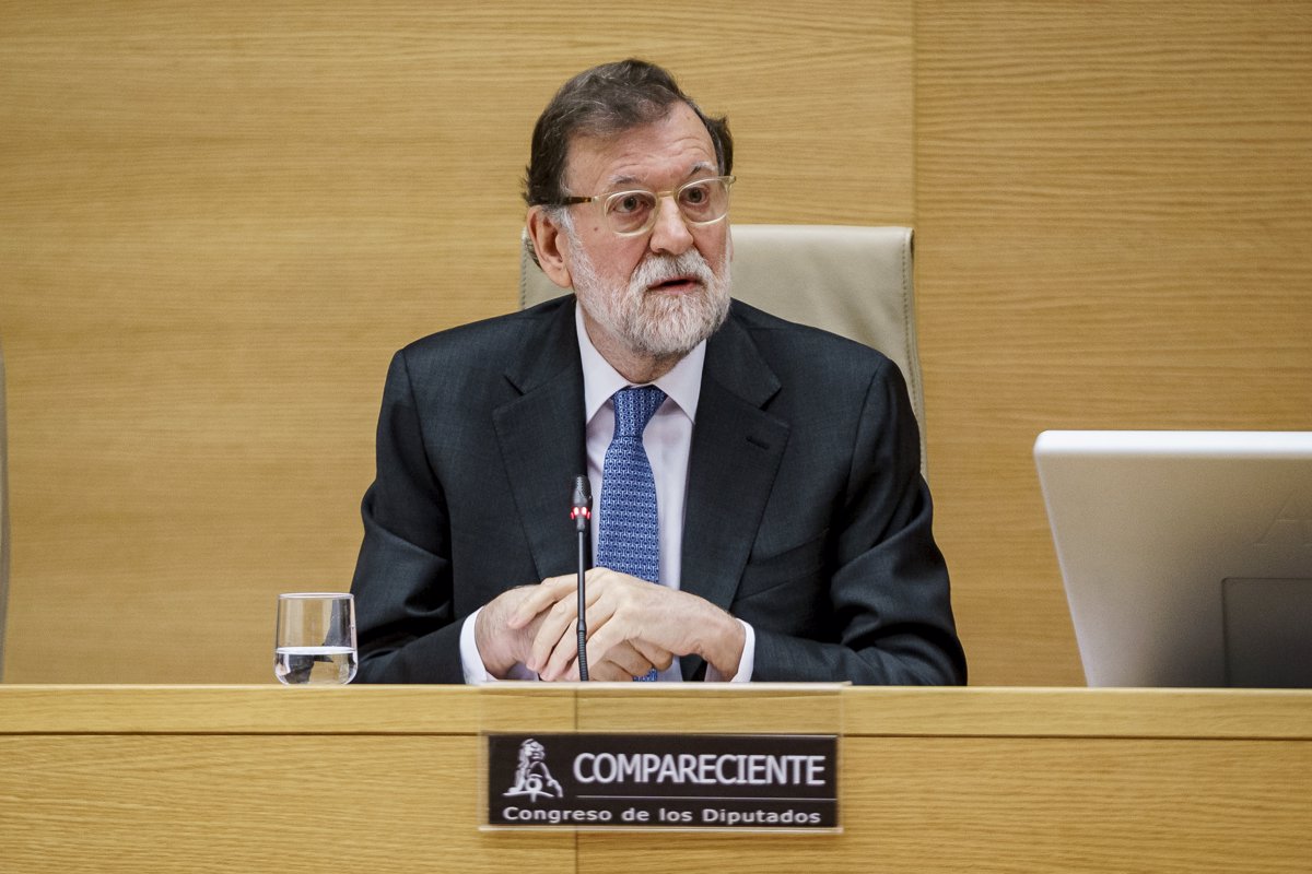 Rajoy Desmiente Conocimiento de la 'Operación Cataluña' y el Espionaje a Podemos: Defiende su Demócrata