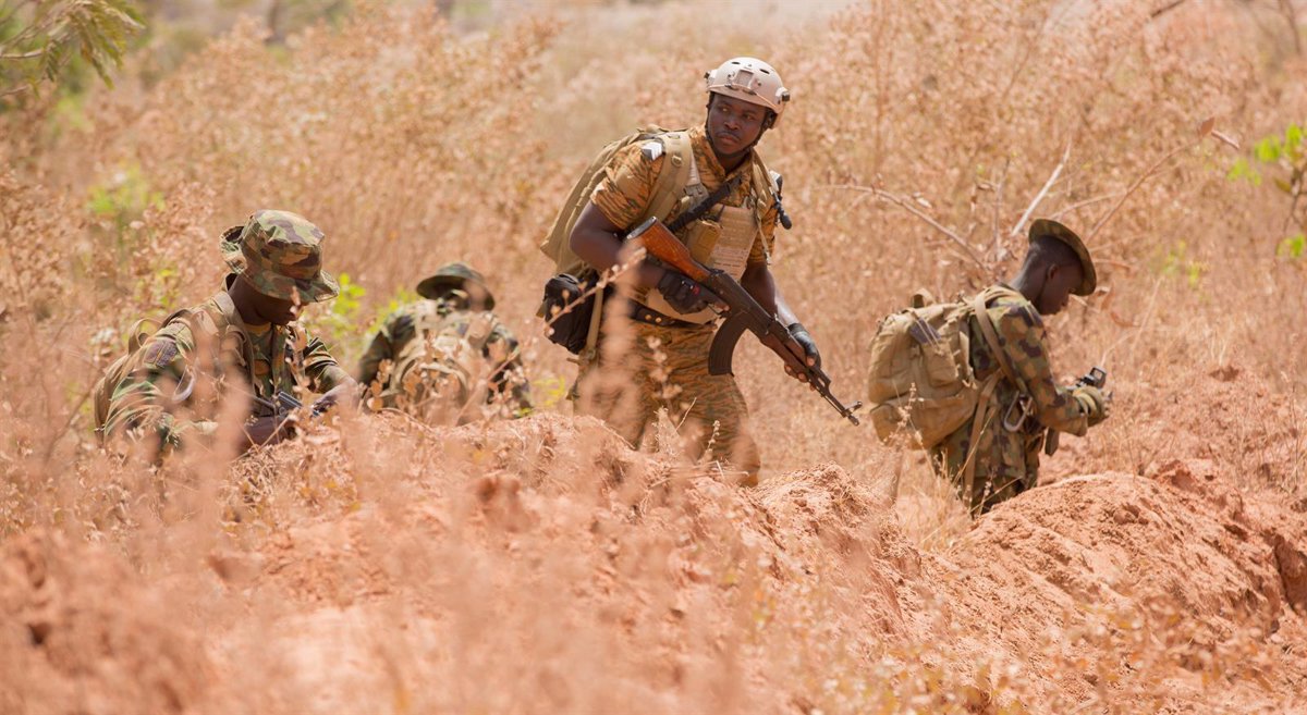 Residentes locales reportan 50 muertos en ataque terrorista a fuerzas de seguridad en el este de Burkina Faso