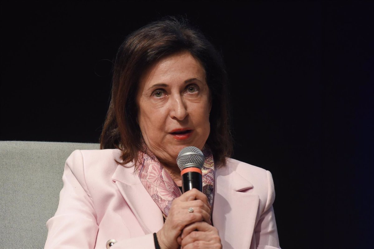 Robles se Encuentra Este Lunes con el Comisario Europeo de Defensa para Evaluar la Situación en Ucrania