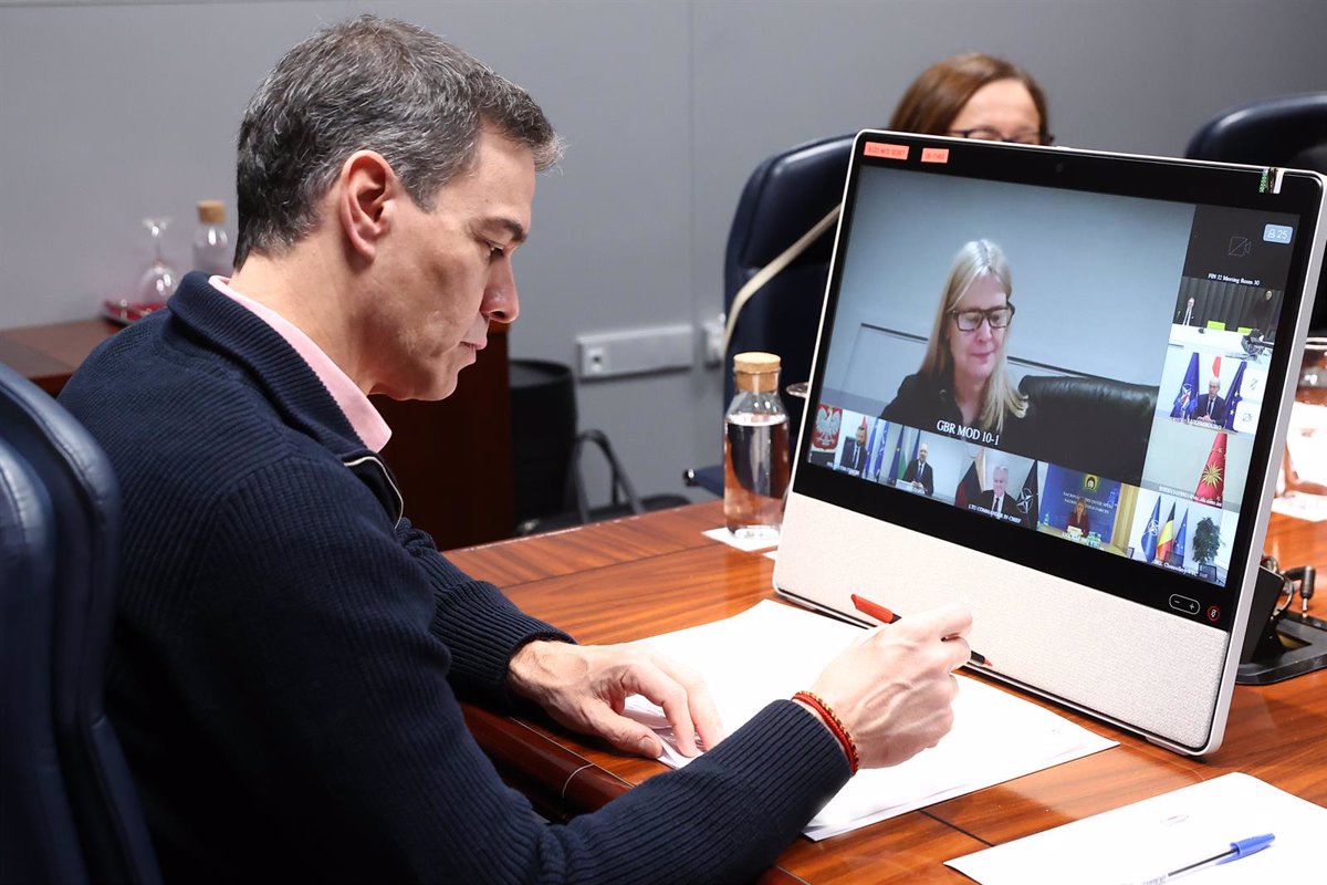 Sánchez se une a la reunión de líderes sobre Ucrania a través de videoconferencia