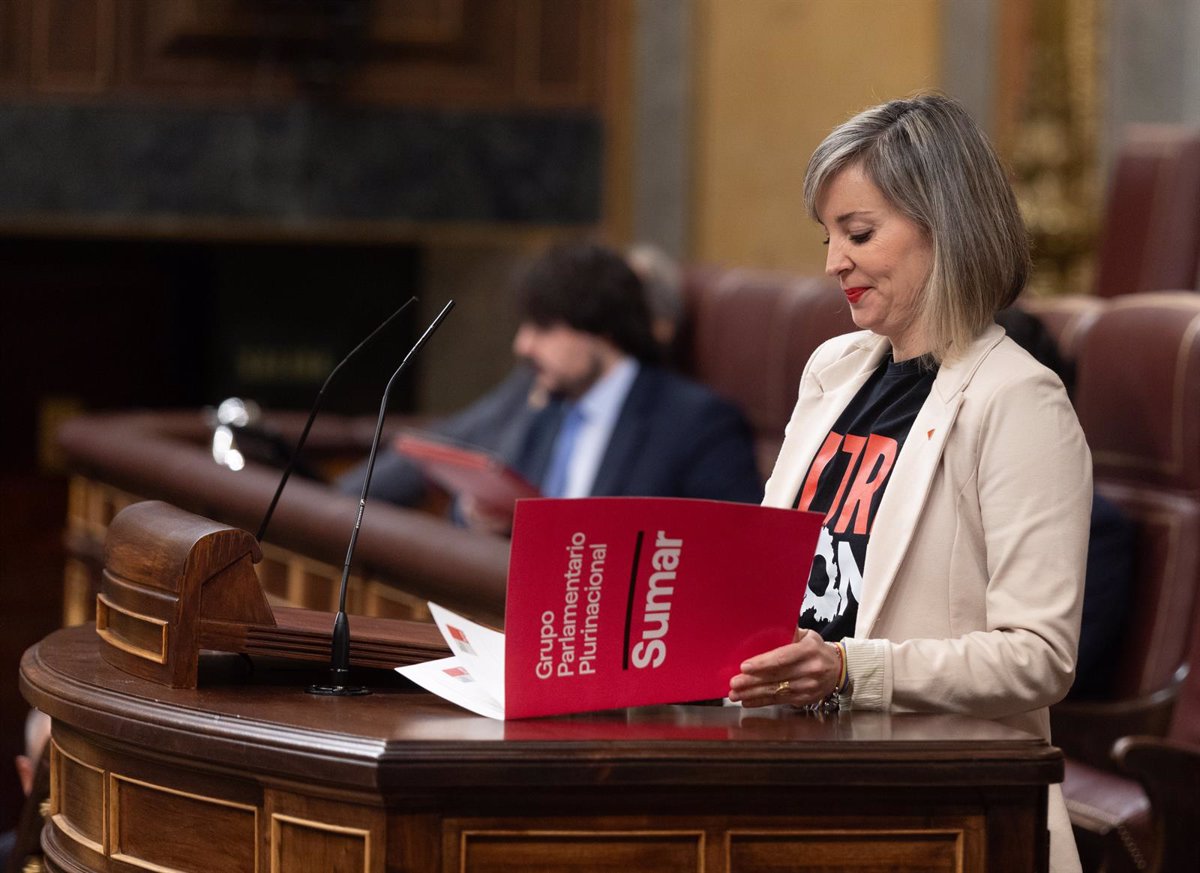 Sumar advierte a Sánchez sobre los peligros de una carrera armamentística: Califica a la OTAN como 'zombí e inútil'