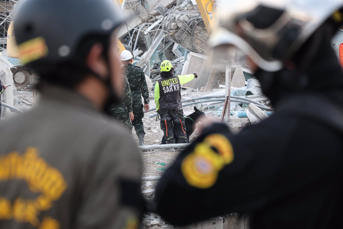 Terremoto en Birmania: Junta Militar Reporta 1.002 Muertos y 2.376 Heridos