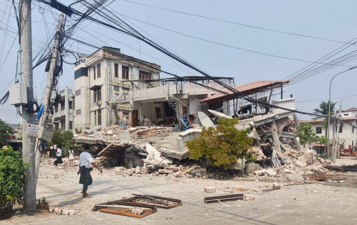 Terremoto en Birmania: Junta Militar Reporta 144 Muertos y 732 Heridos