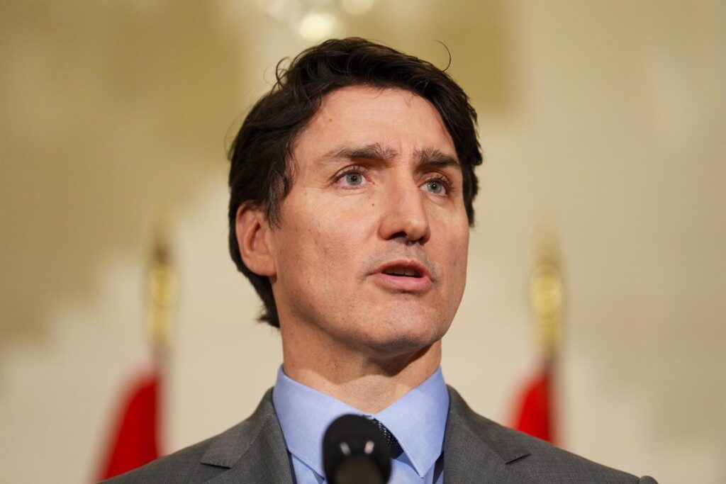 Trudeau Impone Aranceles a Importaciones de EE. UU. en Respuesta a la Guerra Comercial de Trump: 'No Nos Detendremos'