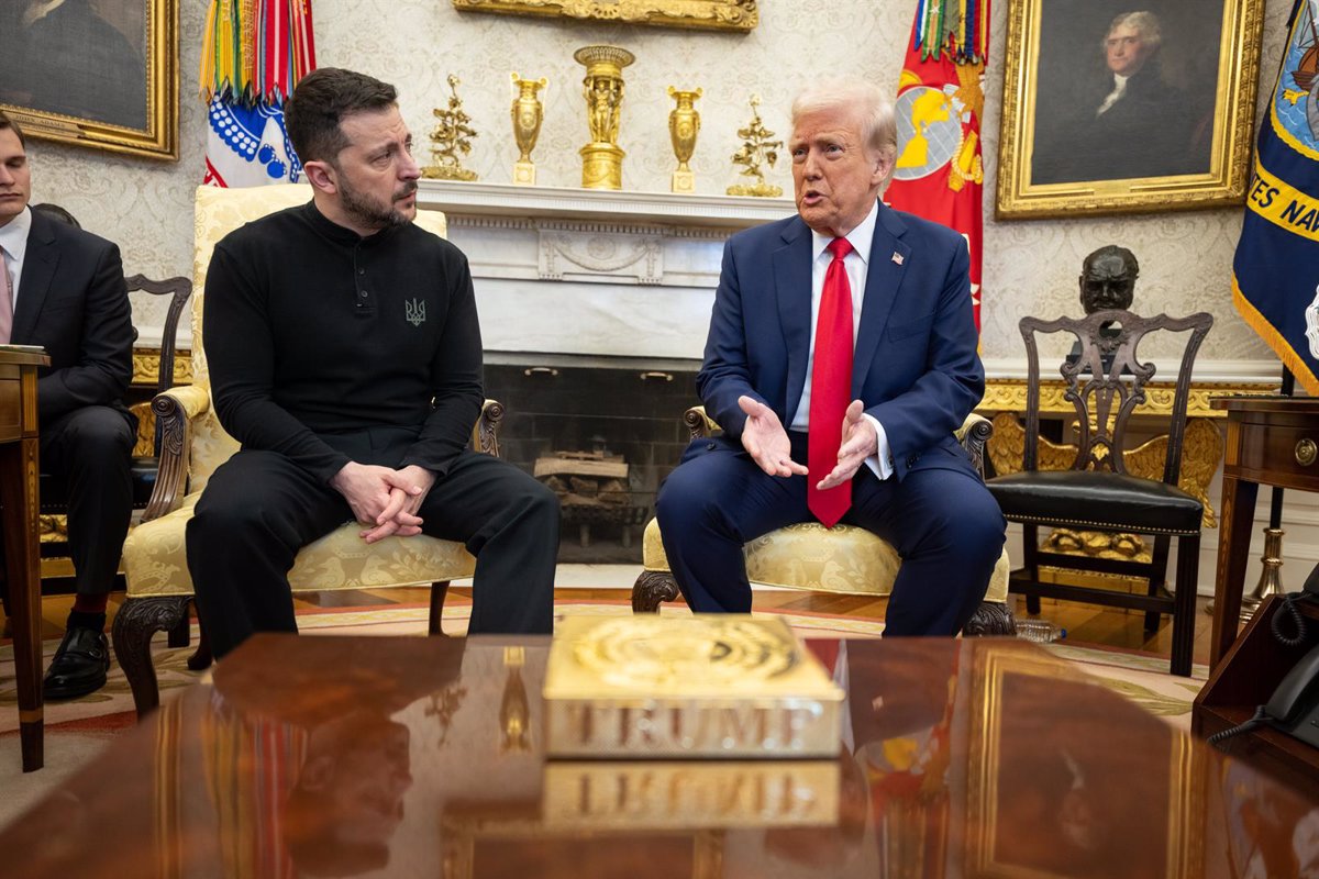 Trump asegura que el diálogo sobre Ucrania avanza positivamente tras su conversación con Zelenski