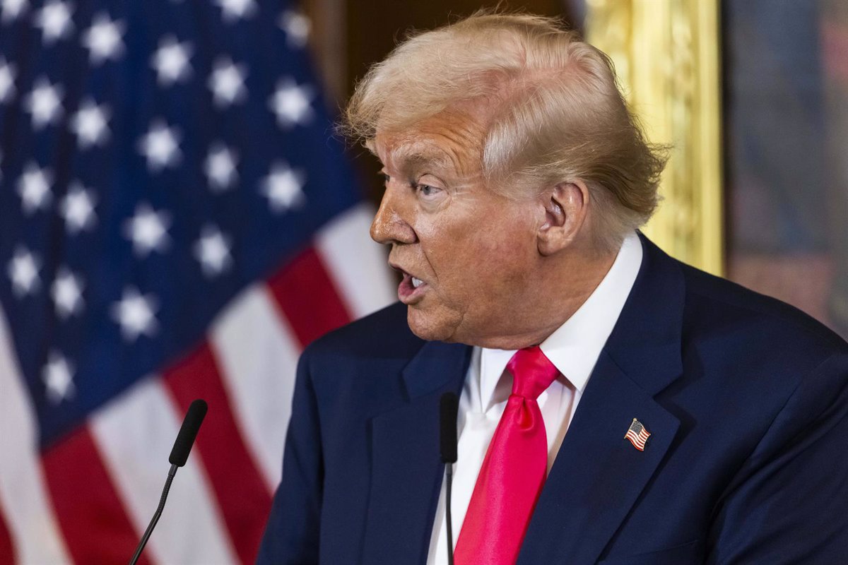 Trump considera 'prometedoras pero incompletas' las declaraciones de Putin sobre el alto el fuego