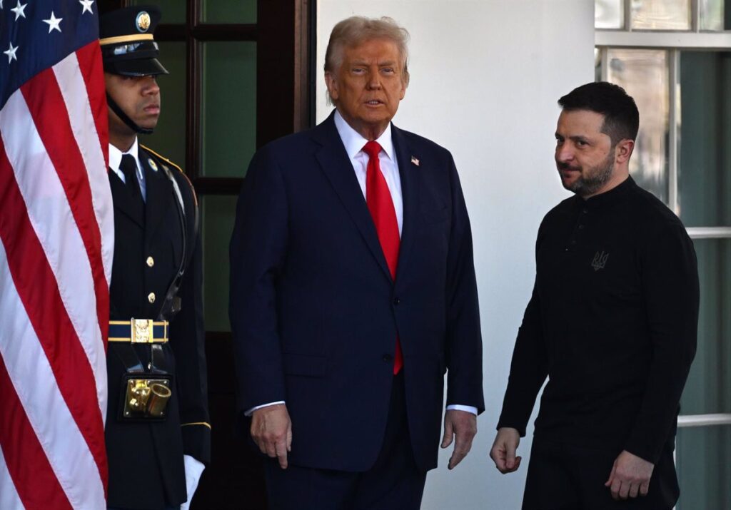 Trump critica a Zelenski por no enfocarse en la paz y centrarse en criticar a Putin