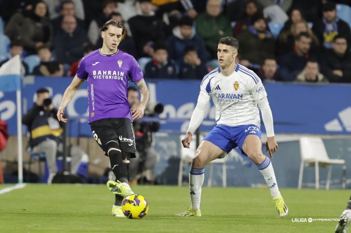 Un penalti rescata el debut de Gabi con el Real Zaragoza