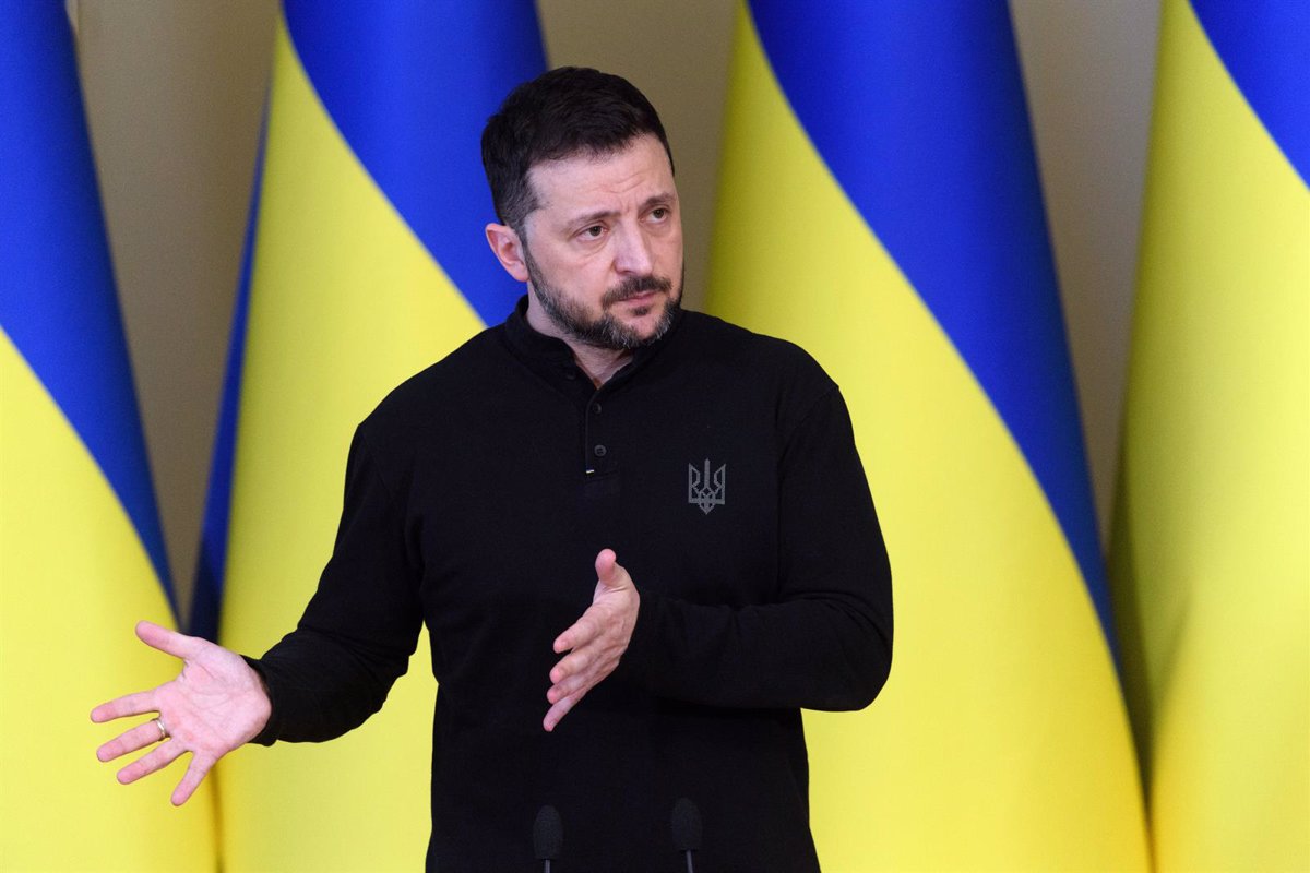 Zelenski acusa a Putin de manipulación y señala a Rusia por frenar el proceso de paz