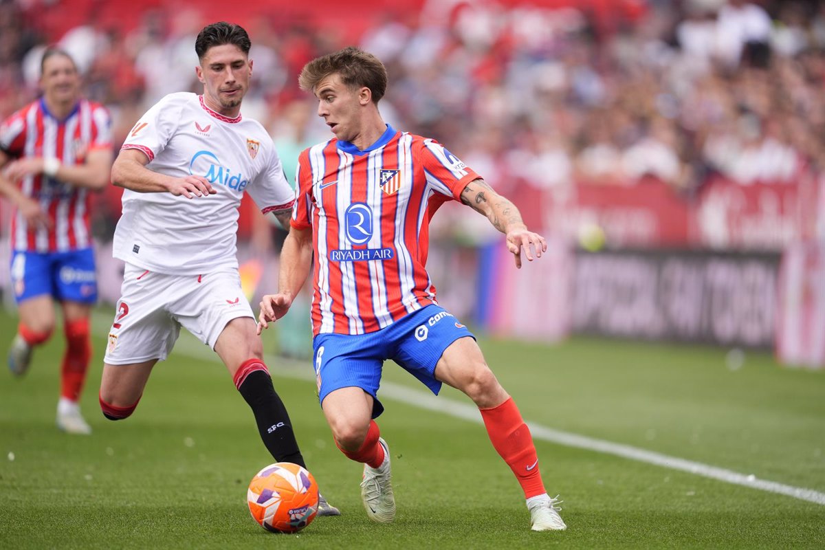 Barrios brilla y guía al Atlético en el Pizjuán