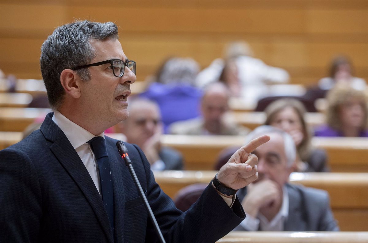 Bolaños defiende la legalidad de la contratación de Begoña Gómez y se desvincula de su nombramiento