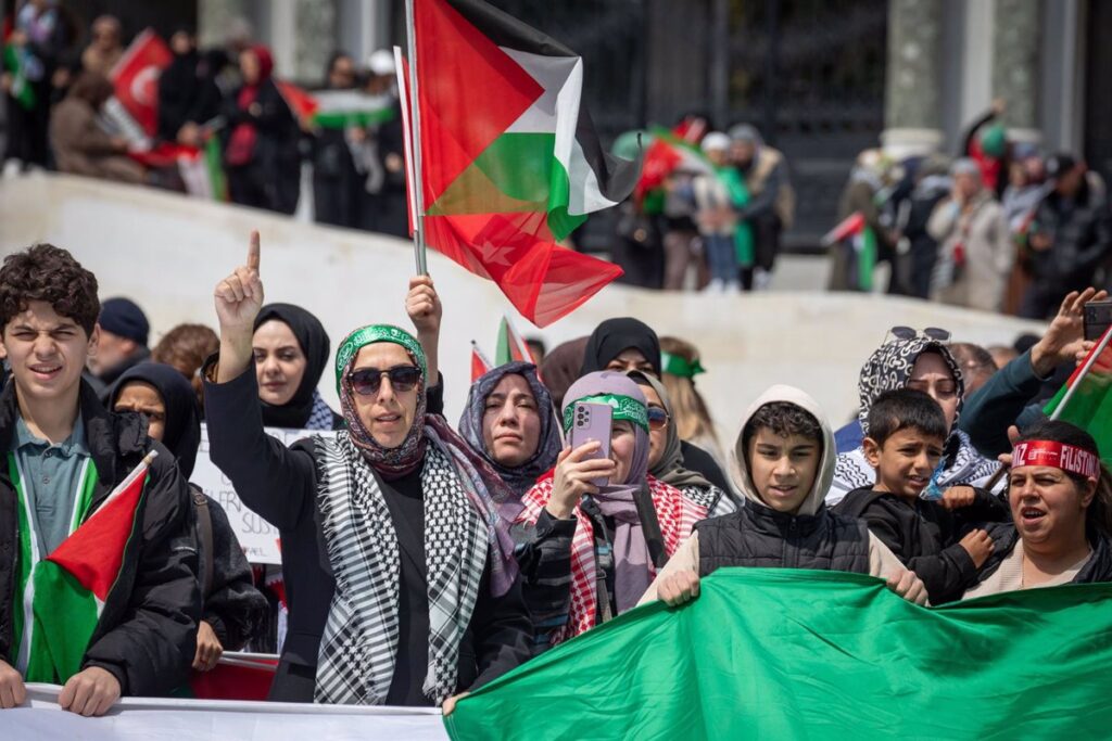 Bruselas Destina 1.600 Millones a Palestina: Propuesta de Ayuda Hasta 2027