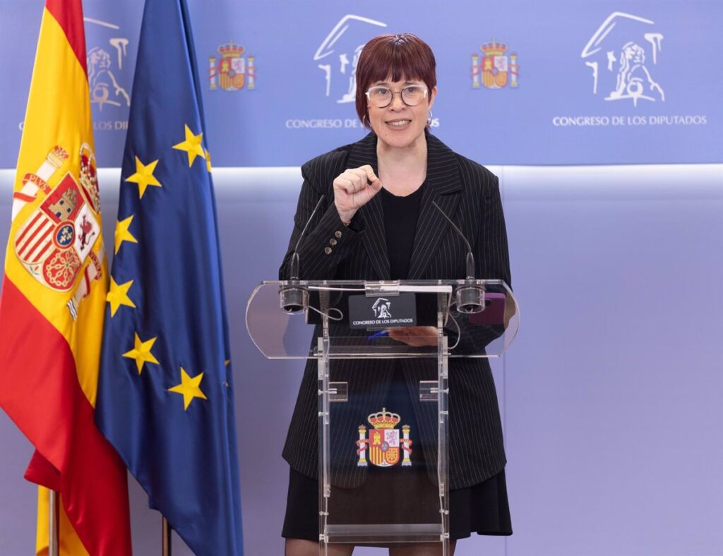 Compromís Instiga al Congreso a Activar la Comisión sobre la DANA para Interrogar al 'Psicópata Mentiroso' Mazón
