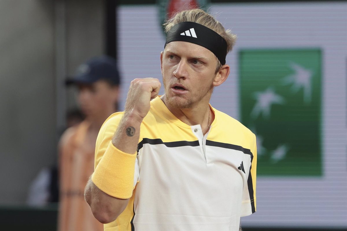 Davidovich alcanza las semifinales de Montecarlo y espera a Alcaraz