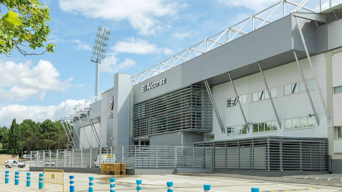 El Alcoraz será sede de la final de la Copa de la Reina entre Barça y Atlético de Madrid.