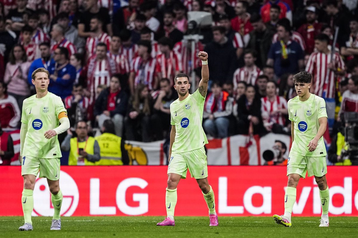 El Barça se impone por la mínima en el Metropolitano y asegura un Clásico en la final de la Copa
