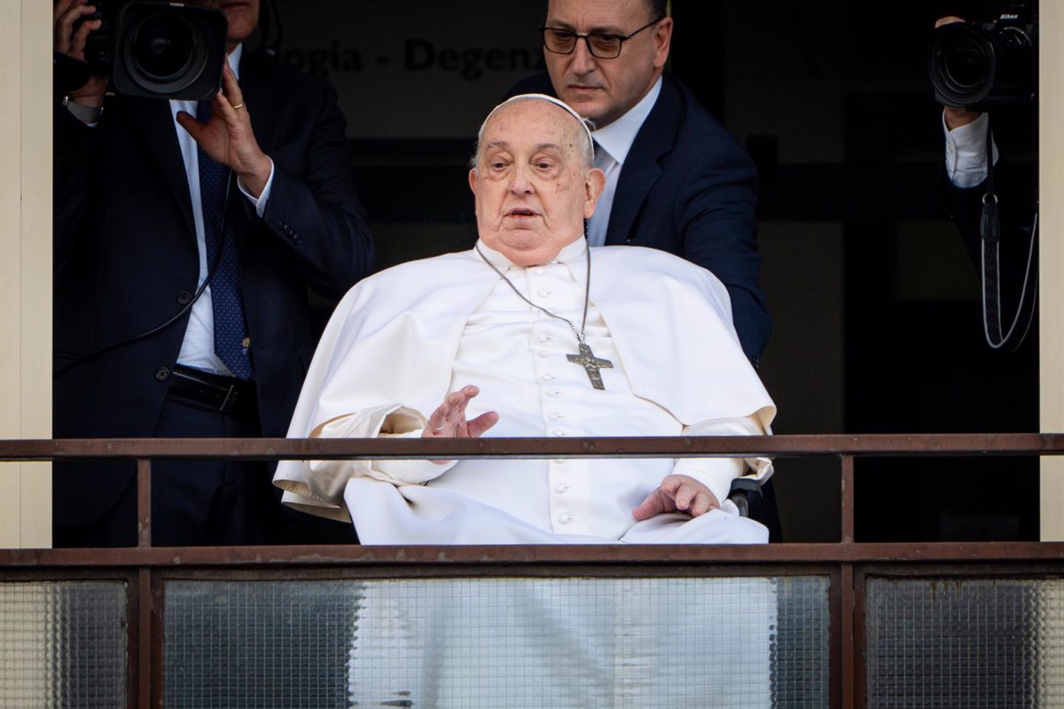 El Gobierno Anuncia Tres Días de Luto Oficial por la Muerte del Papa Francisco