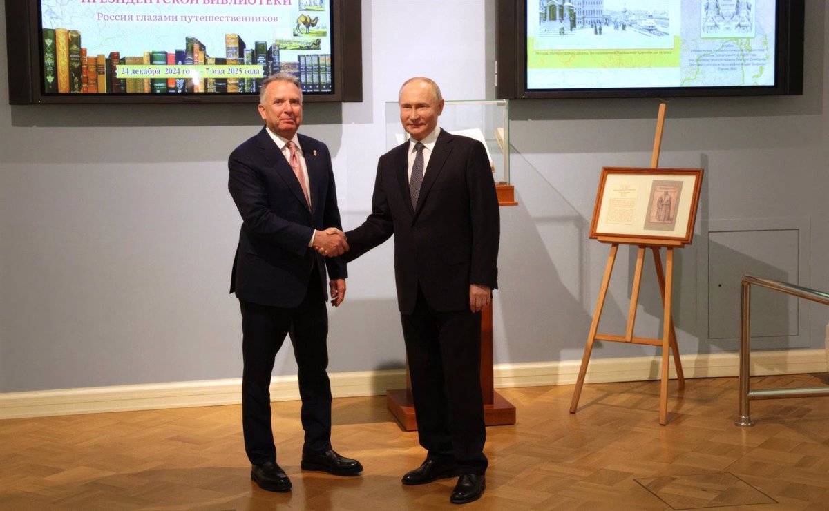 El Kremlin califica como 'útil y eficaz' el encuentro reciente entre Putin y el negociador de Trump