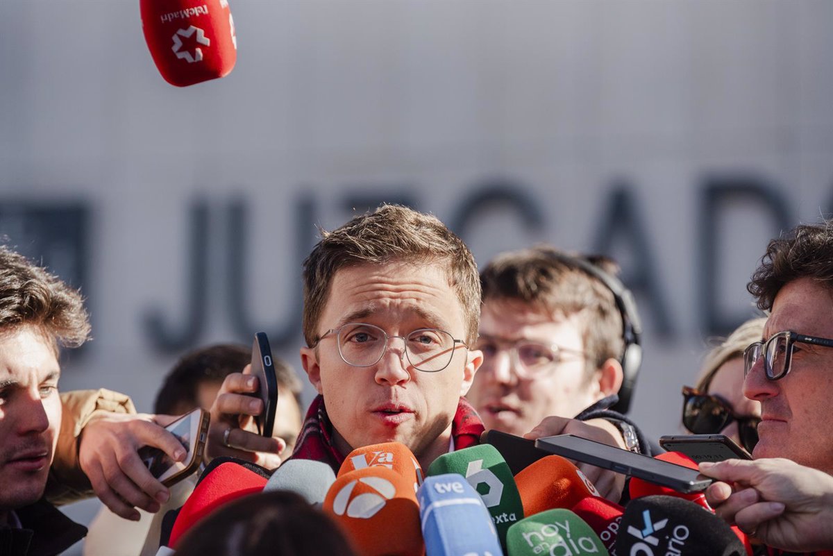 Errejón y Mouliaá deben entregar sus teléfonos móviles al juzgado el viernes para análisis
