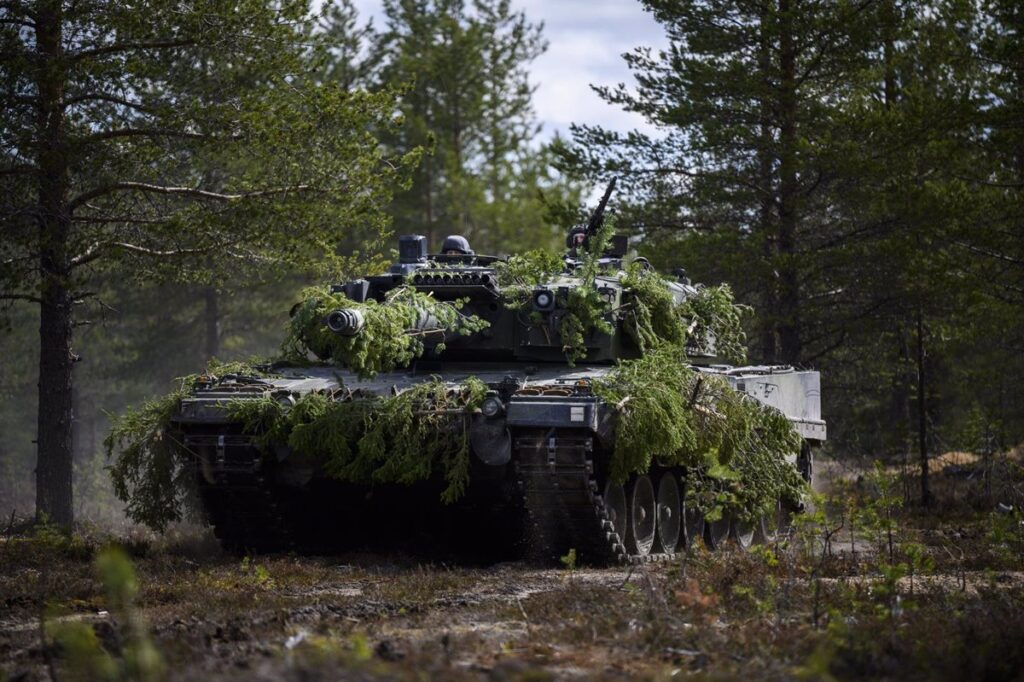 Finlandia Aumentará su Gasto en Defensa al 3% del PIB para 2029 y Suspenda el Tratado sobre Minas