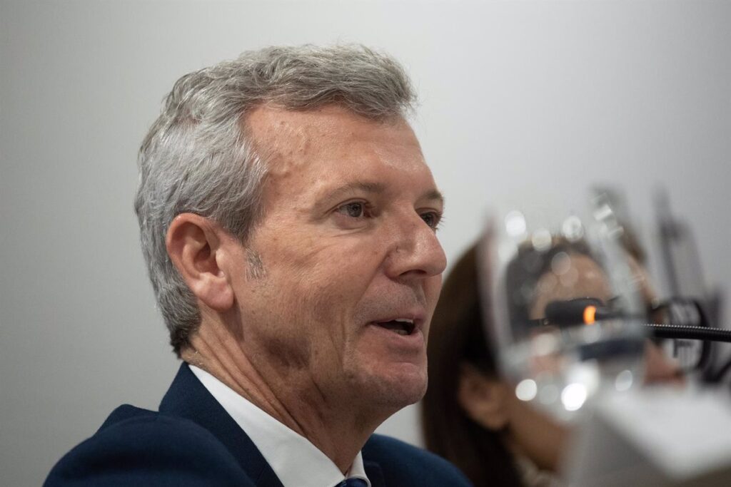 Galicia Considera Solicitar la Transferencia de Permisos de Trabajo y Residencia para Extranjeros