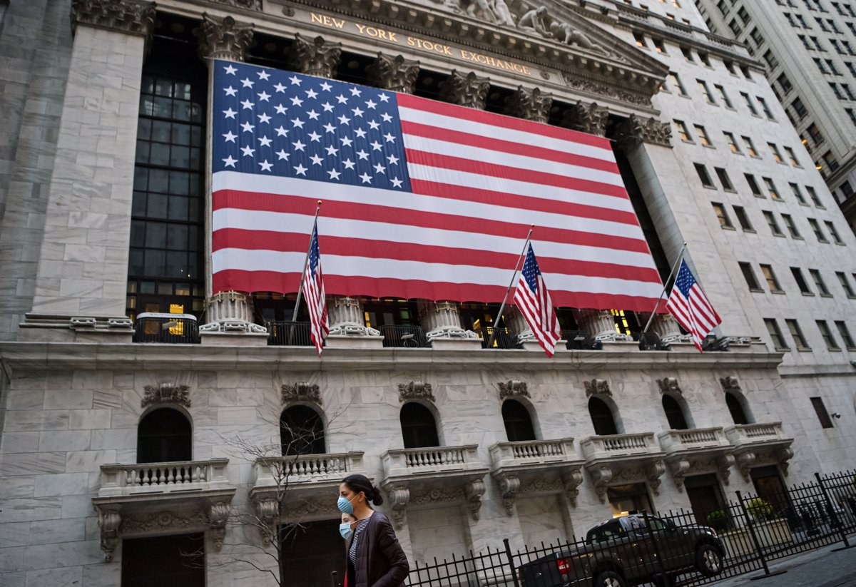 Impacto de los Aranceles de Trump: Wall Street Cae en la Apertura Tras el 'Día de la Liberación'