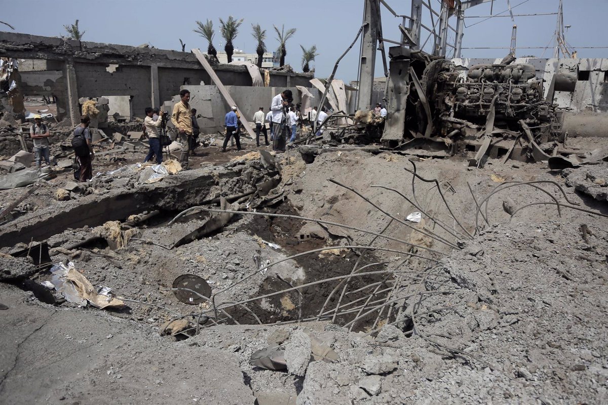 Incrementan a cerca de 60 las víctimas fatales por ataque aéreo de EE.UU. en puerto petrolero de Yemen