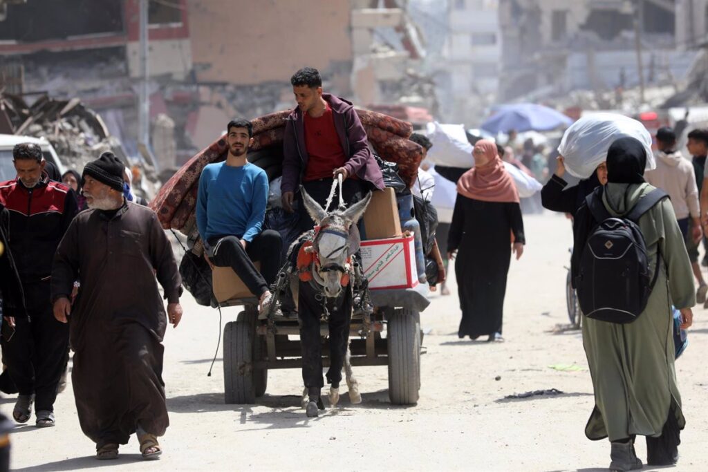 La ONU reporta casi 400,000 desplazados por la reanudación de los ataques israelíes en Gaza