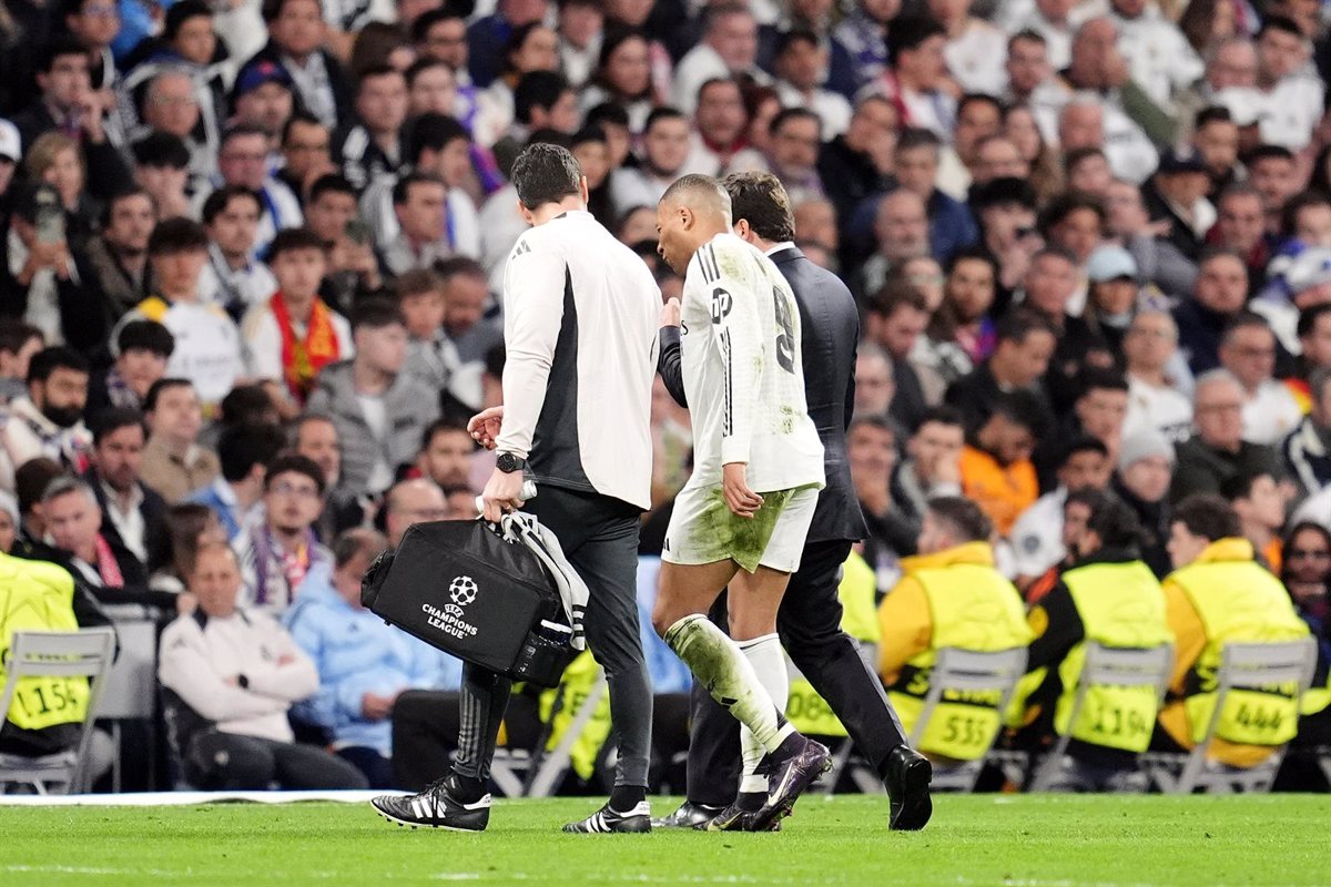 Mbappé se une al entrenamiento grupal mientras Mendy se apresura por estar listo para la final de la Copa.
