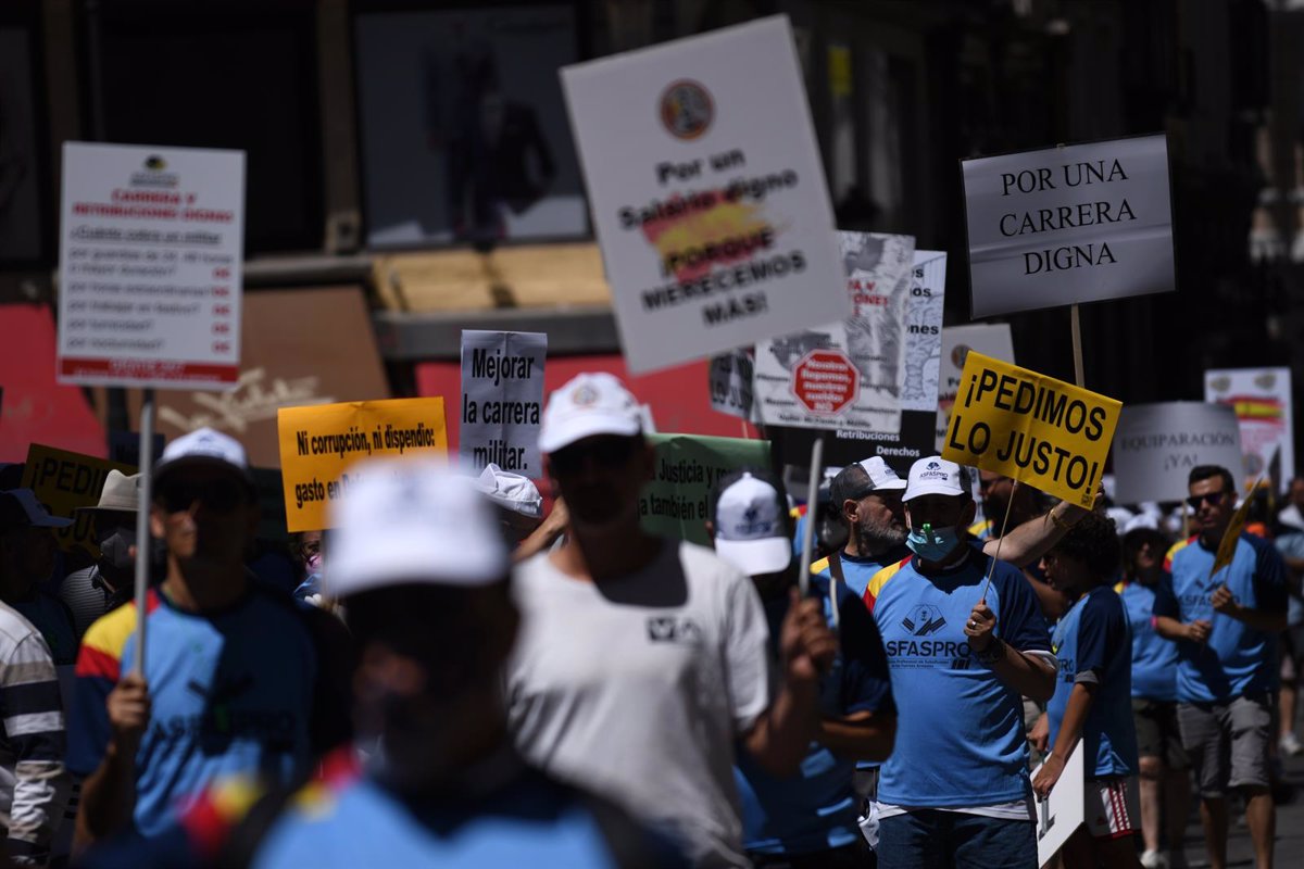 Militares Protestan en Madrid Hoy: Exigen Aumento del Gasto en Defensa para Mejorar sus Condiciones Laborales