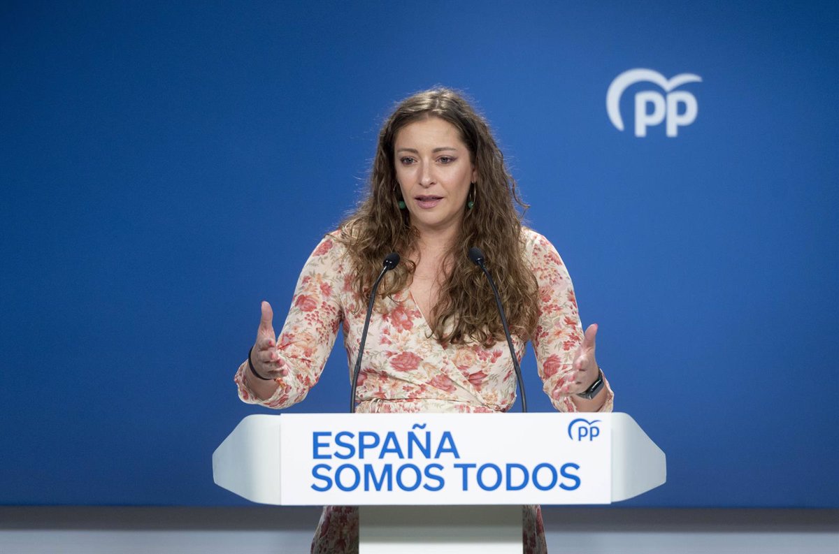 Por qué el matrimonio debería dejar La Moncloa: razones y análisis