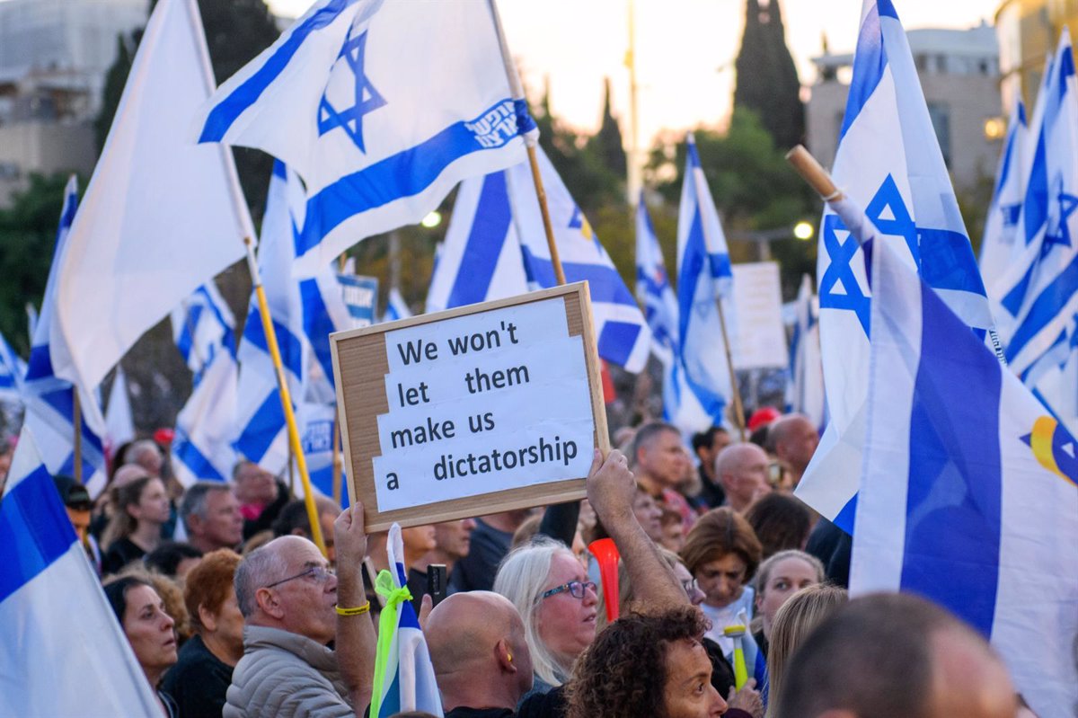 Protestas masivas en Tel Aviv contra Netanyahu: Miles de manifestantes exigen cambios