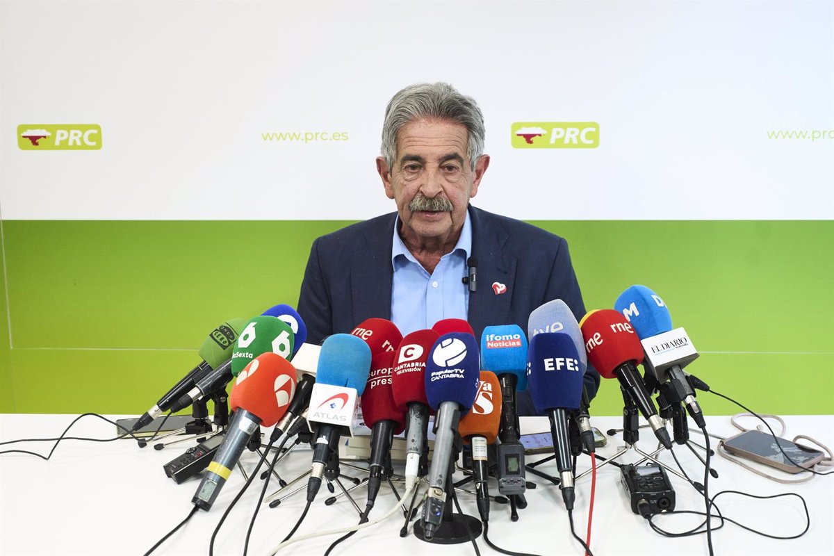 Revilla Califica de 'Mezquino' la Demanda del Rey Emérito y Cuestiona: ¿Por Qué a Él y No a Bárbara Rey o Corinna?