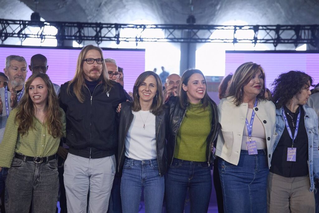 Revitalizando el 'No a la Guerra': Críticas a la Monarquía y la Gestión de Sánchez desde la Izquierda