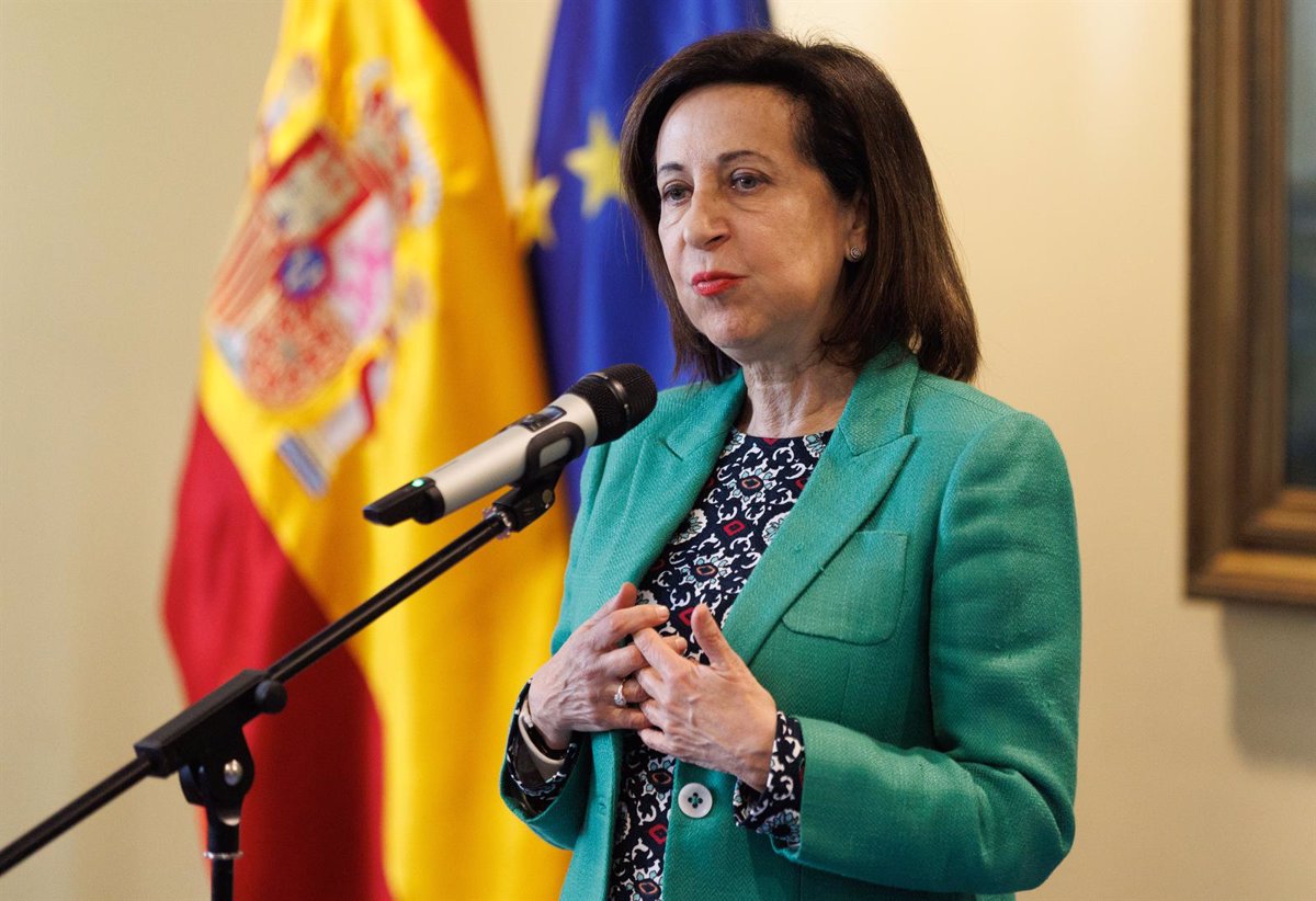 Robles Predice que España Alcanzará el 2% en Gasto Militar Antes de 2029