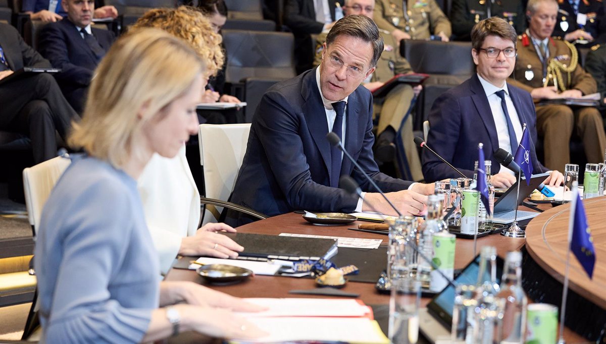 Rutte Desestima la Guerra Comercial Iniciada por Trump y Asegura que No Afecta el Tratado de la OTAN