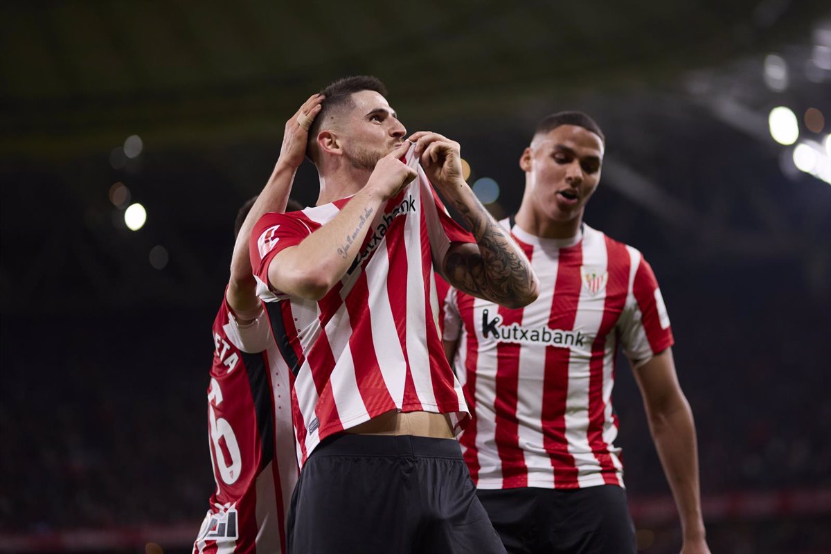 Sancet lleva al Athletic a la Champions y Ayoze supera al Betis